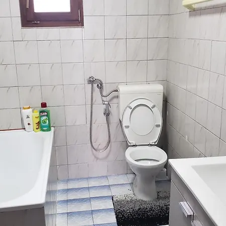 شقة Prenociste Mm